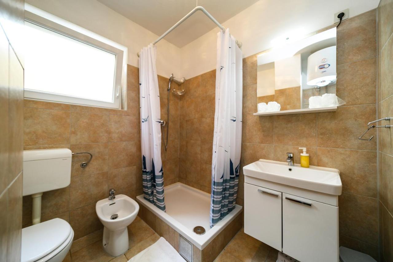 Apartment Zuza Krk Krk Town Esterno foto
