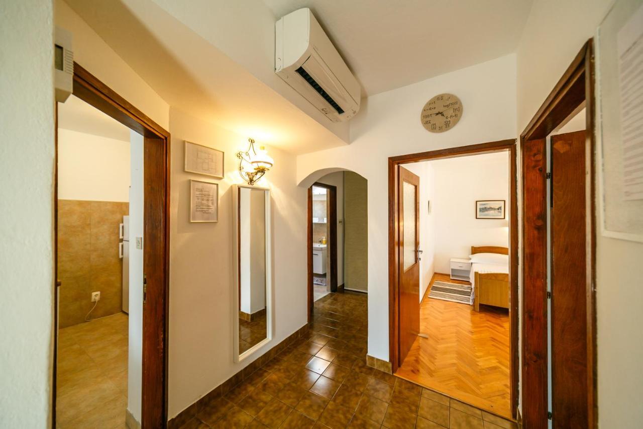 Apartment Zuza Krk Krk Town Esterno foto